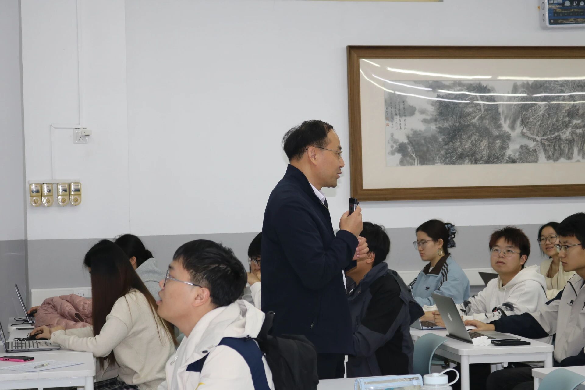 微信图片_2025-11-03_133728_201.jpg